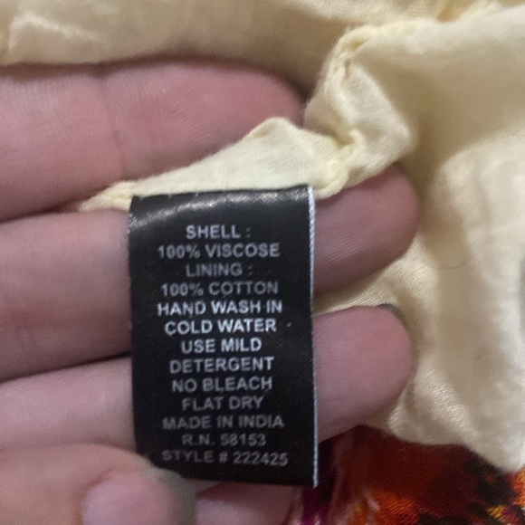 Beautiful Maxi Skirt size Small - Picture 6 of 6